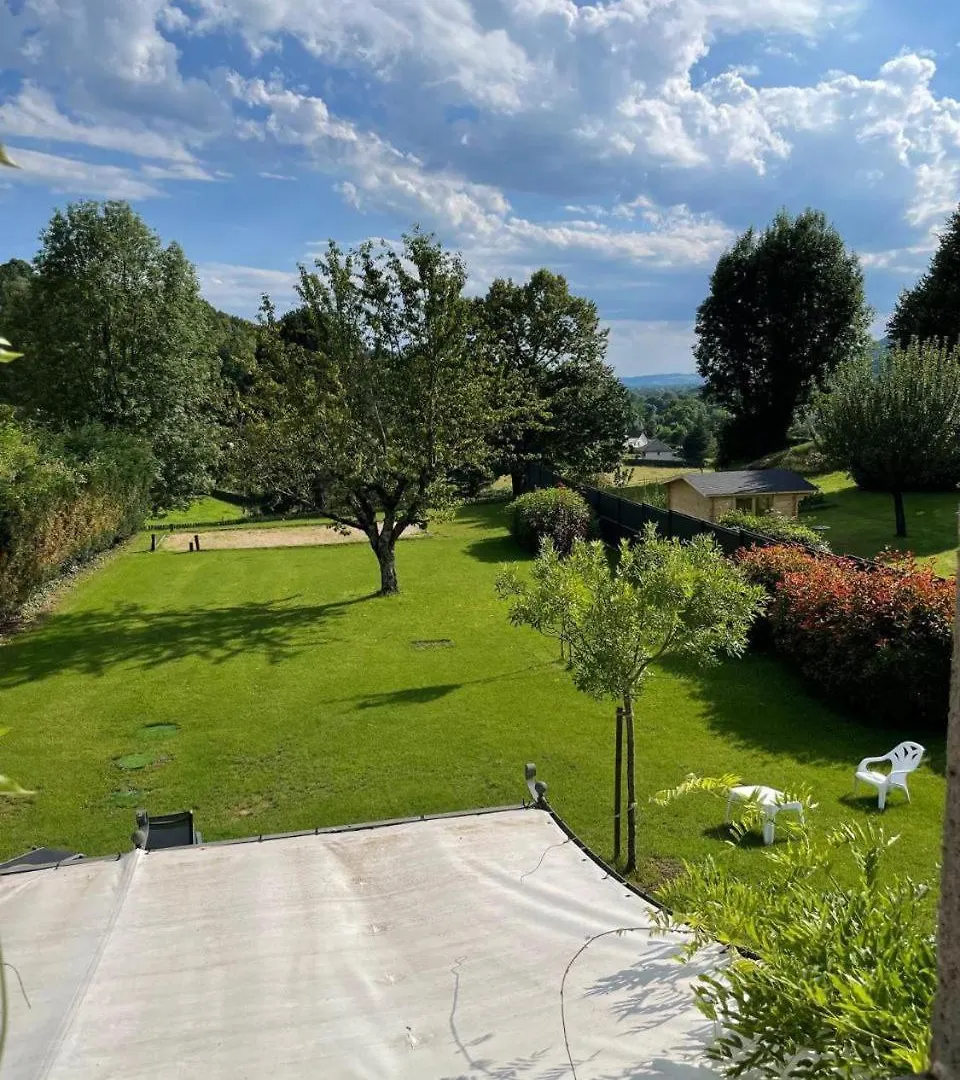 Maison Familiale En Auvergne, Nature Et Confort, 20 Min Lioran Vic-sur-Cere 0*,  France