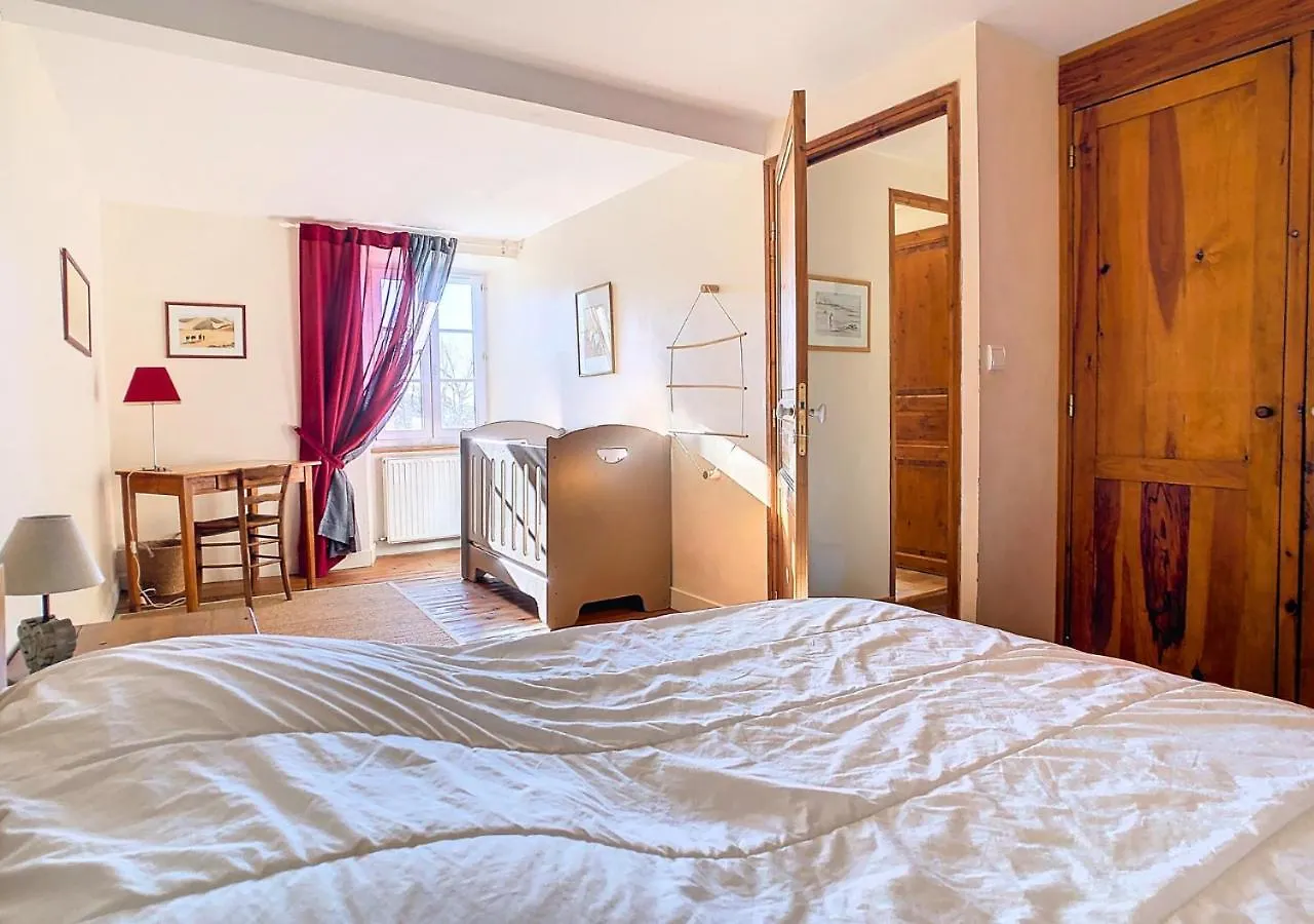 Сasa de vacaciones Maison Familiale En Auvergne, Nature Et Confort, 20 Min Lioran Vic-sur-Cère Francia